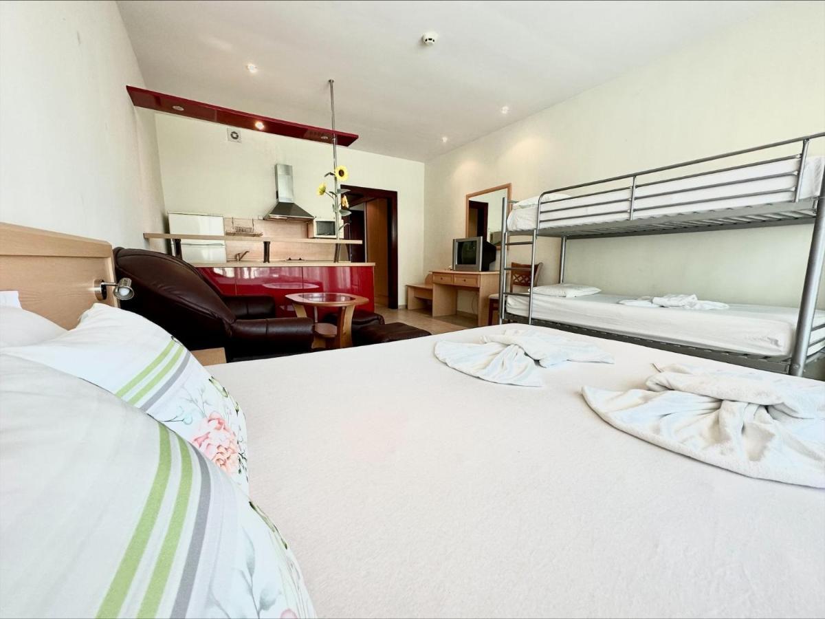 Menada Miramar Palace Daire *