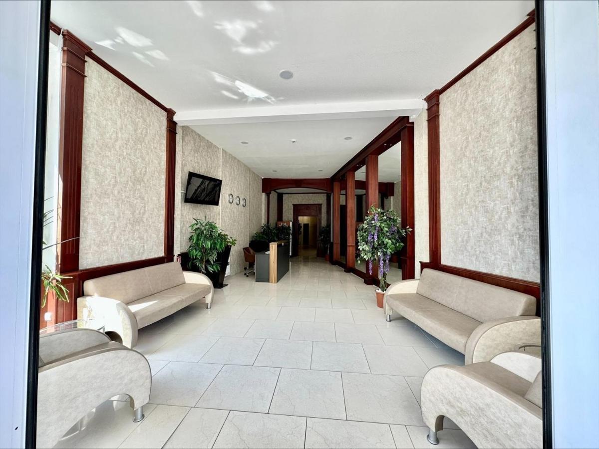 Menada Miramar Palace