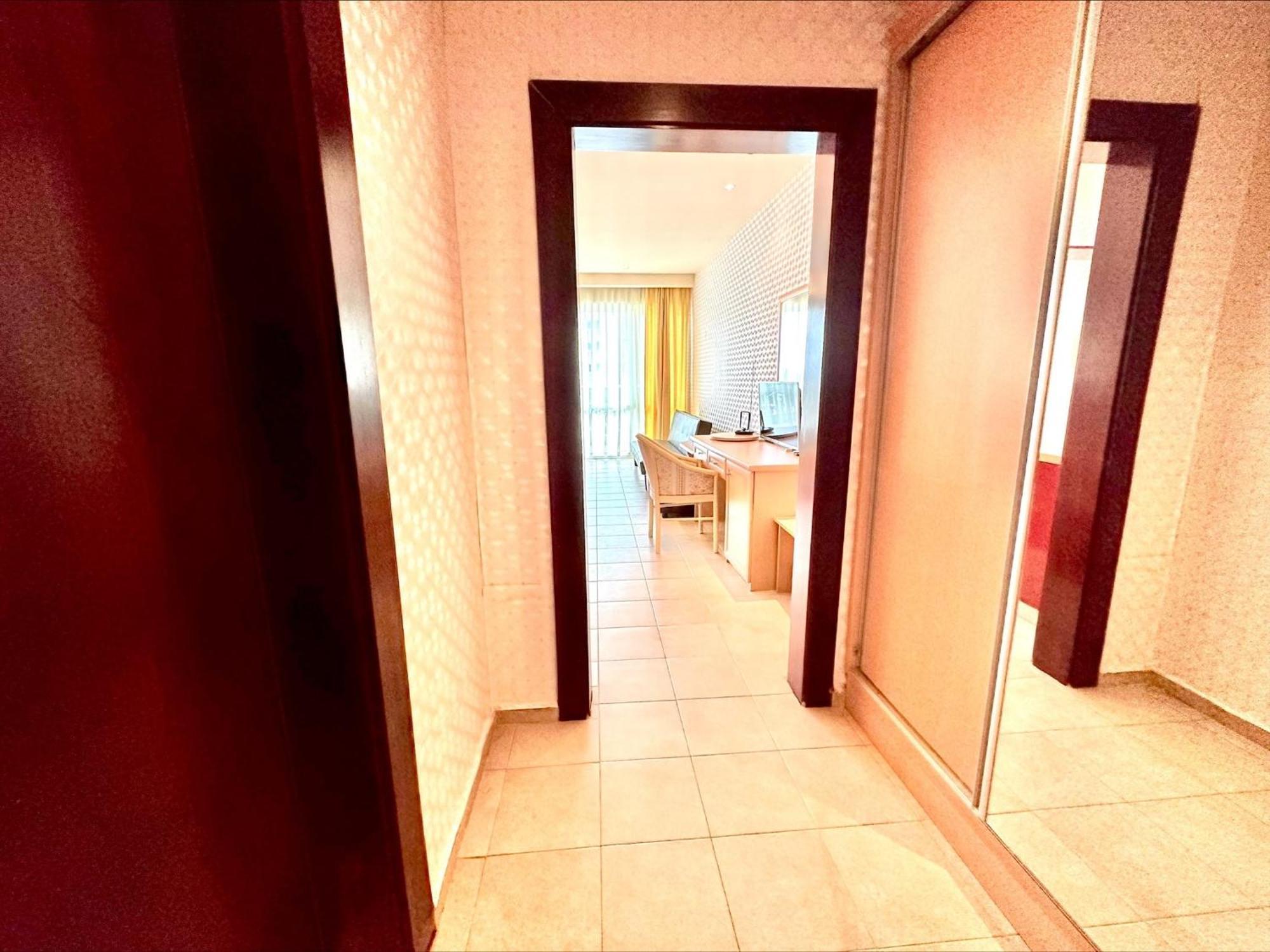 Menada Miramar Palace