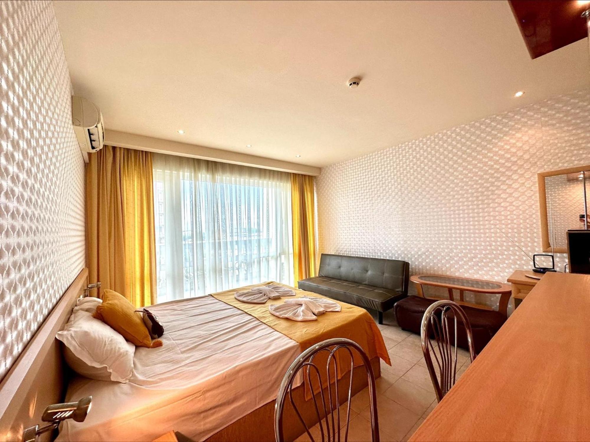 Menada Miramar Palace Słoneczny Brzeg