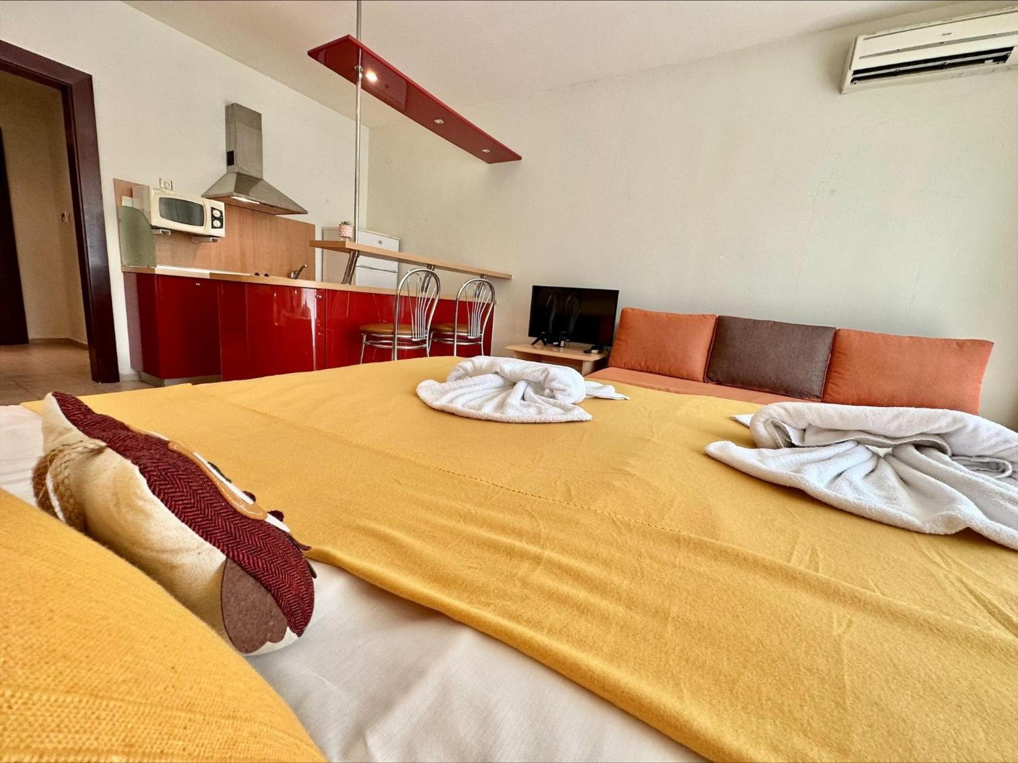 Menada Miramar Palace